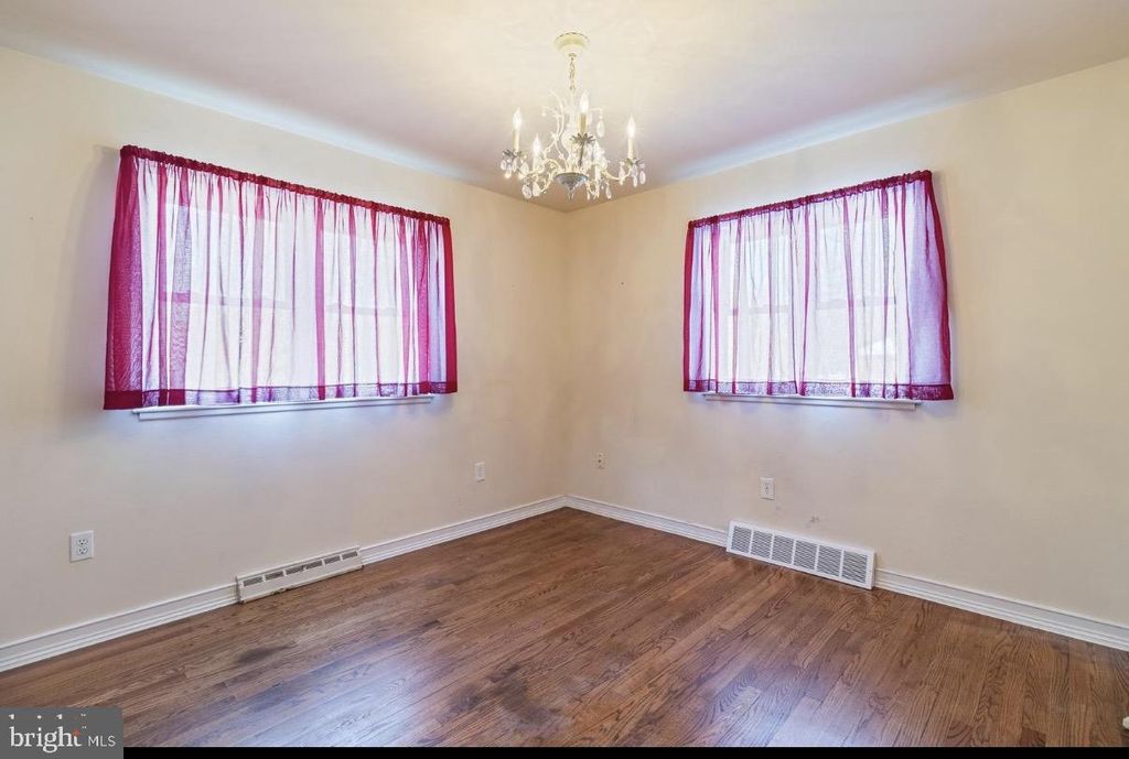 Image 33 of property listing at 4200 MARION LN, Waldorf, MD 20601