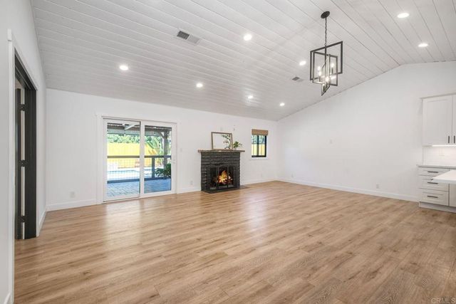 2295 Highland Drive, Carlsbad, CA 92008