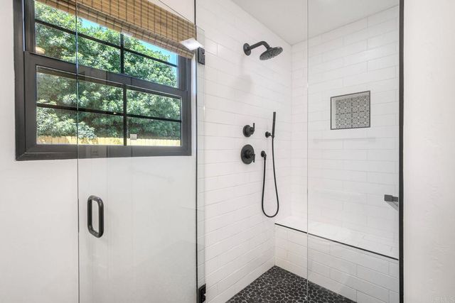 2295 Highland Drive, Carlsbad, CA 92008