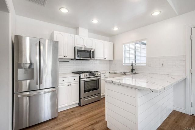 2295 Highland Drive, Carlsbad, CA 92008