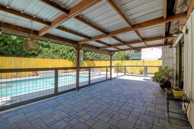 2295 Highland Drive, Carlsbad, CA 92008
