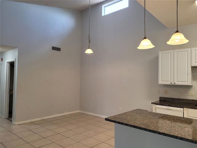 155 N PEARL LAKE CAUSEWAY 200, Altamonte Springs, FL 32714