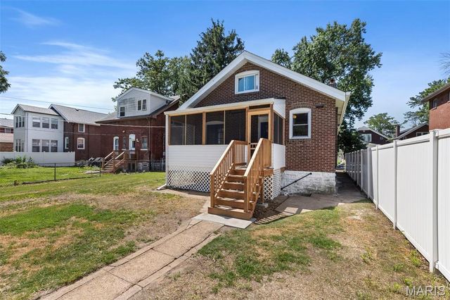 5241 Murdoch Avenue, St Louis, MO 63109