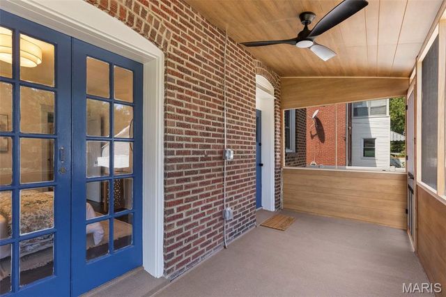 5241 Murdoch Avenue, St Louis, MO 63109
