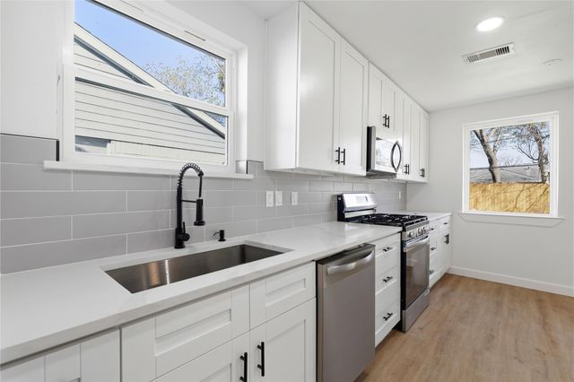 5510 Dryad Drive, Houston, TX 77035