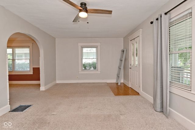 55 W Harrison Street, Mooresville, IN 46158
