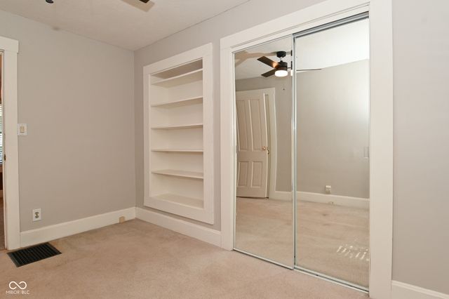 55 W Harrison Street, Mooresville, IN 46158