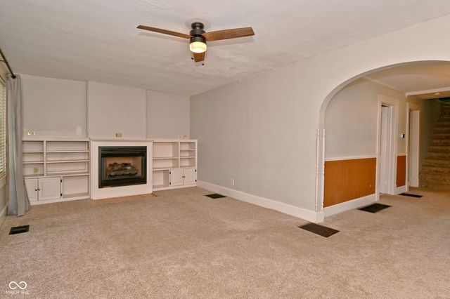 55 W Harrison Street, Mooresville, IN 46158