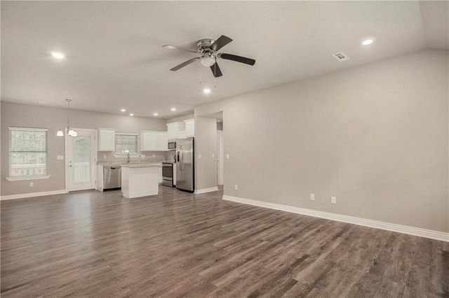 25 Lockhart Lane, Bella Vista, AR 72715