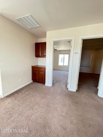 912 W Cork Oak Place, Oro Valley, AZ 85755