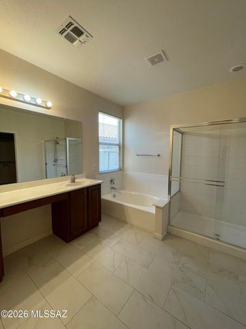 912 W Cork Oak Place, Oro Valley, AZ 85755