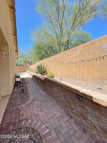 912 W Cork Oak Place, Oro Valley, AZ 85755