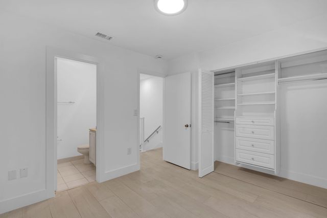 5750 Turin Street 206, Coral Gables, FL 33146