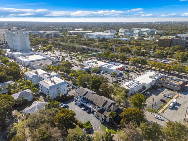 5750 Turin Street 206, Coral Gables, FL 33146