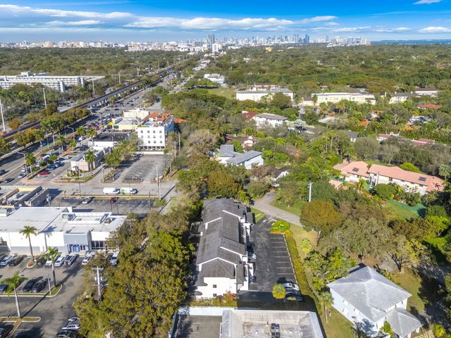 5750 Turin Street 206, Coral Gables, FL 33146