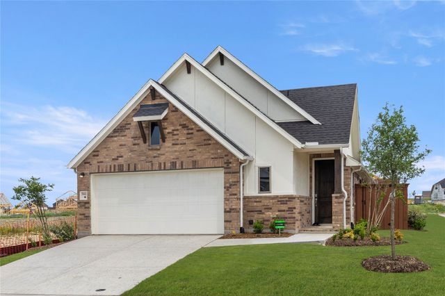 3960 Allred Dr, Heartland, TX 75114