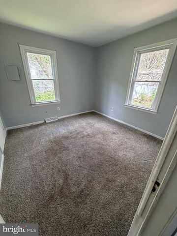 38 HILLDALE RD, Dover, DE 19901