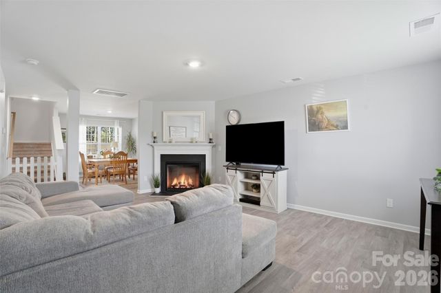 1347 Mifflin Lane, Dallas, NC 28034