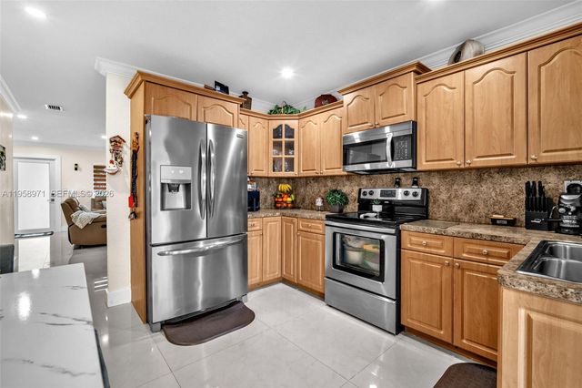 11245 SW 155th Ln, Miami, FL 33157