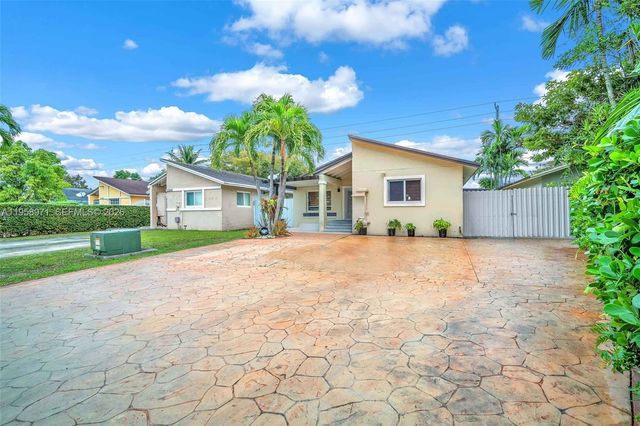 11245 SW 155th Ln, Miami, FL 33157