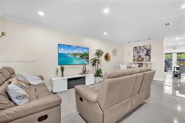 11245 SW 155th Ln, Miami, FL 33157