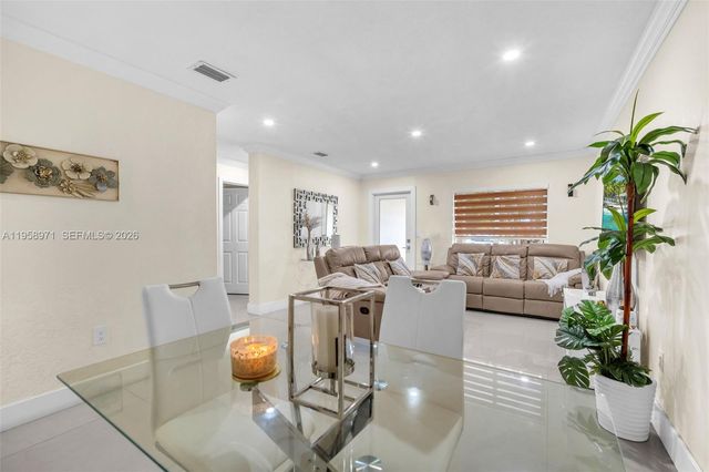 11245 SW 155th Ln, Miami, FL 33157