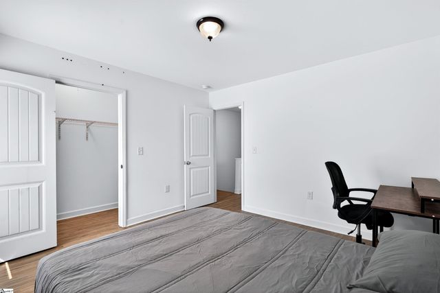 100 Parkstone Dr, Greenville, SC 29609