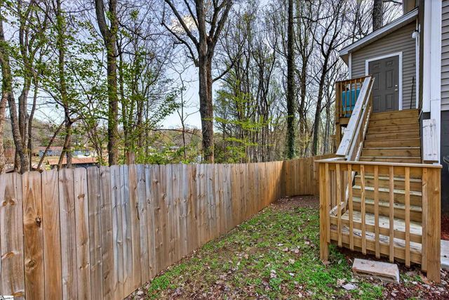 100 Parkstone Dr, Greenville, SC 29609