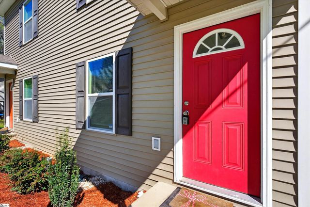 100 Parkstone Dr, Greenville, SC 29609