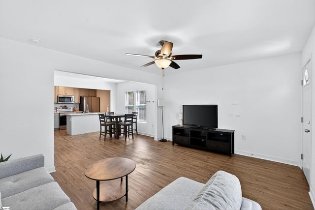 100 Parkstone Dr, Greenville, SC 29609