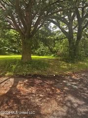 Jamestown Road, Moss Point, MS 39563