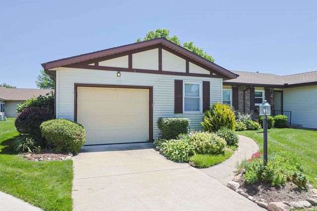 1870 St Michaels Court, South Bend, IN 46614