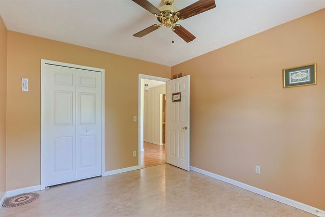 1870 St Michaels Court, South Bend, IN 46614