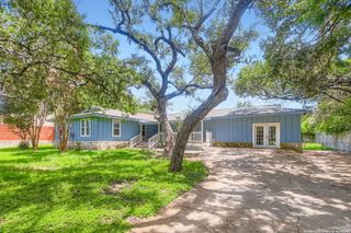 9160 Aqua Dr, Boerne, TX 78006