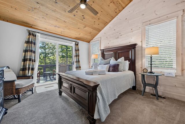 199 Hiawatha Trail N, Blue Ridge, GA 30513