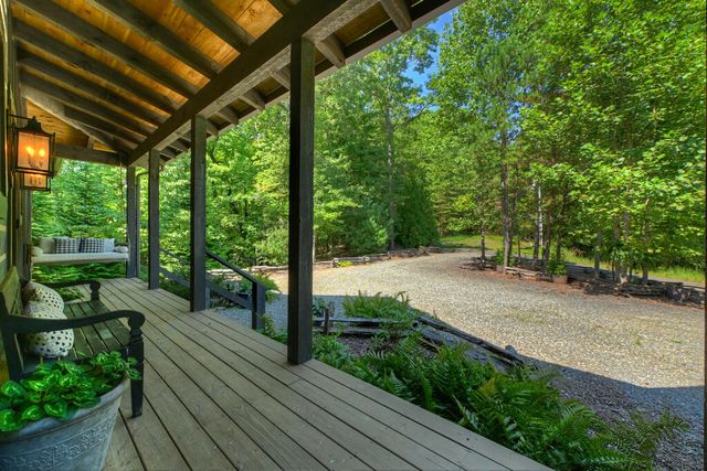 199 Hiawatha Trail N, Blue Ridge, GA 30513