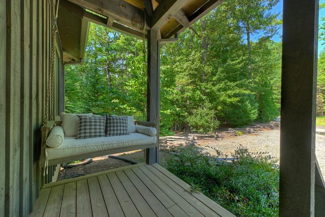 199 Hiawatha Trail N, Blue Ridge, GA 30513