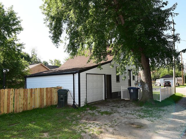 2306 6TH Avenue, Council Bluffs, IA 51501