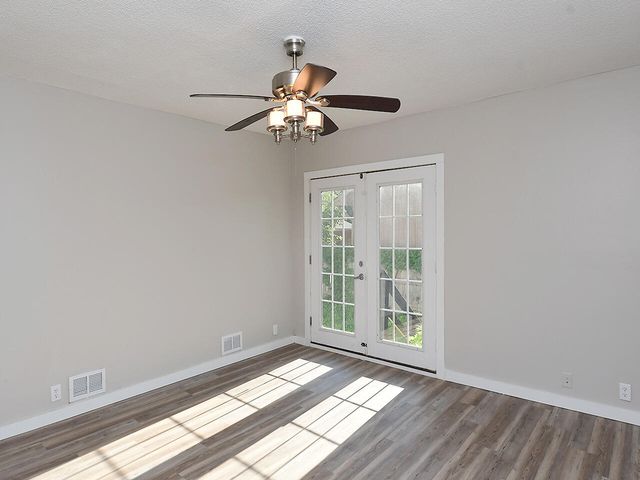 2306 6TH Avenue, Council Bluffs, IA 51501