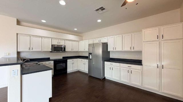 18175 N COOK Drive, Maricopa, AZ 85138