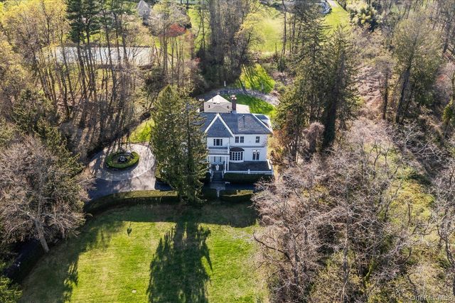 365 E Shore Road, Kings Point, NY 11023