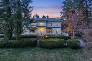 365 E Shore Road, Kings Point, NY 11023