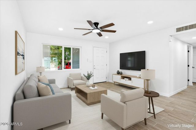 6624 W Columbus Avenue, Phoenix, AZ 85033