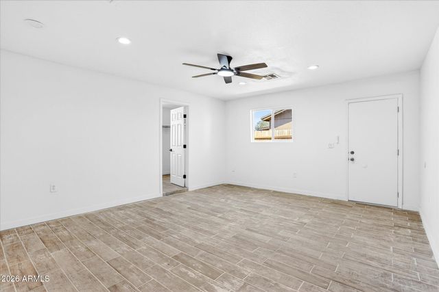 6624 W Columbus Avenue, Phoenix, AZ 85033