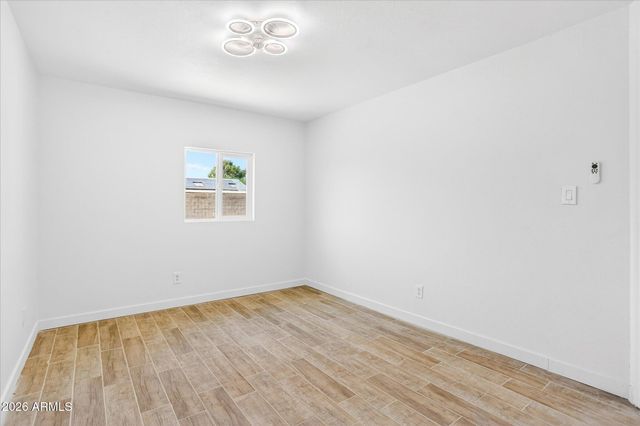 6624 W Columbus Avenue, Phoenix, AZ 85033