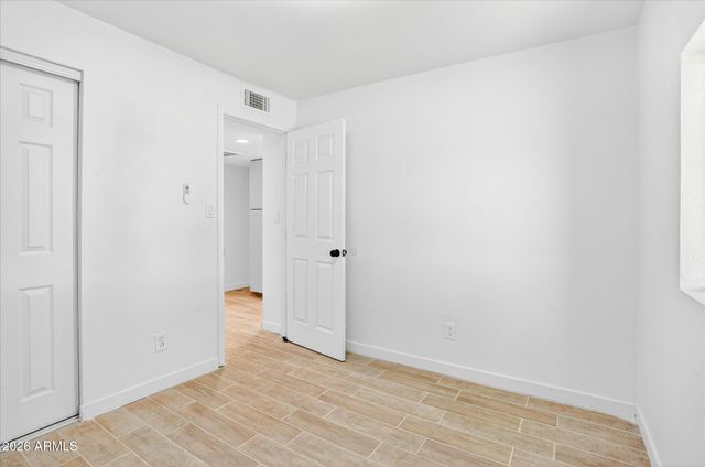 6624 W Columbus Avenue, Phoenix, AZ 85033