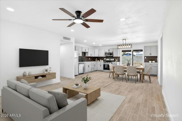 6624 W Columbus Avenue, Phoenix, AZ 85033