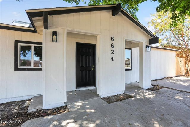 6624 W Columbus Avenue, Phoenix, AZ 85033