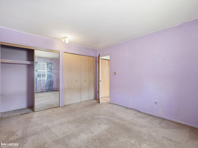 21382 Beaconsfield Street, St Clair Shores, MI 48080