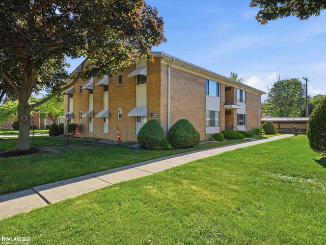 21382 Beaconsfield Street, St Clair Shores, MI 48080